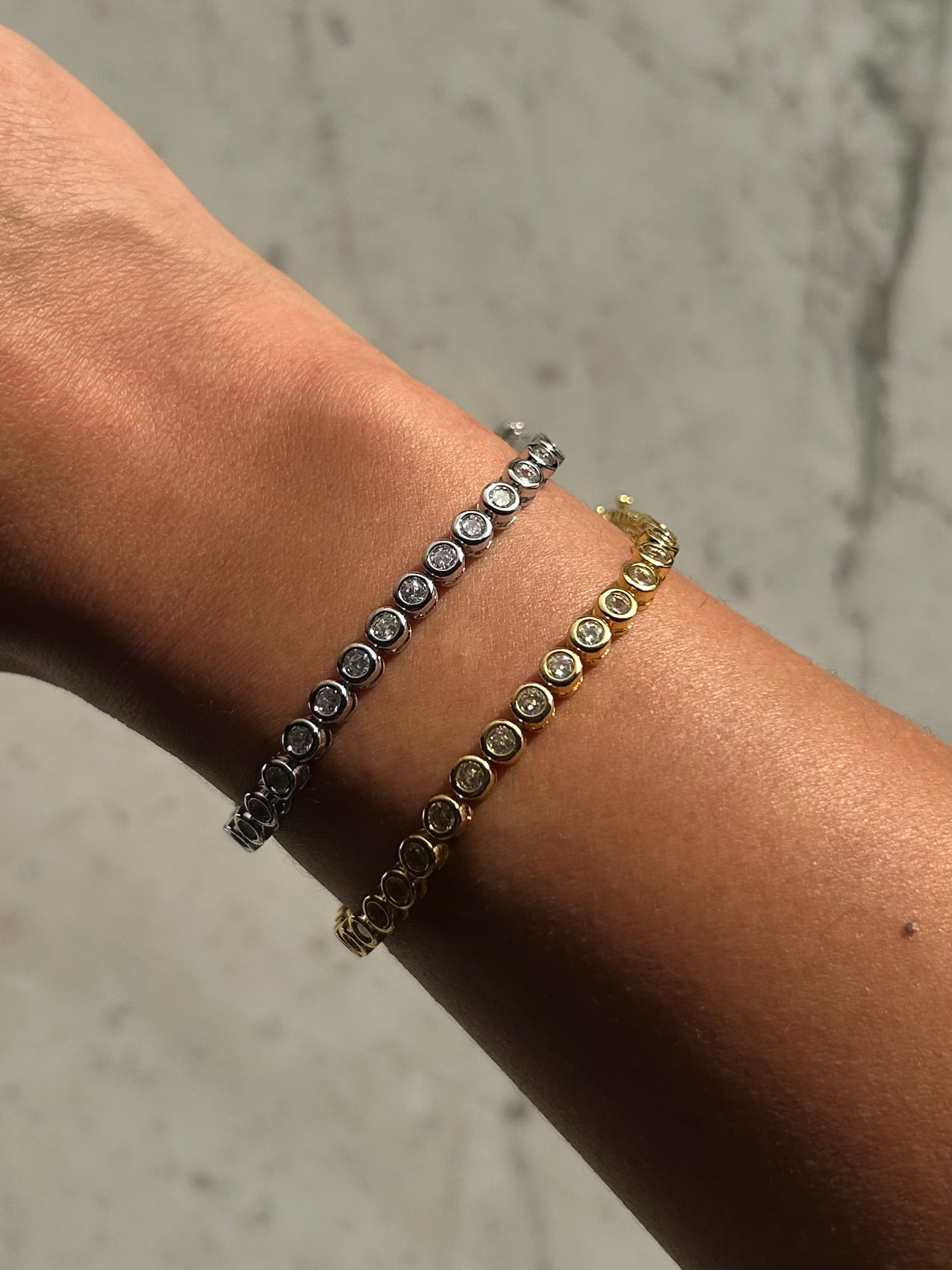ROUND tennis bracelet in silver
