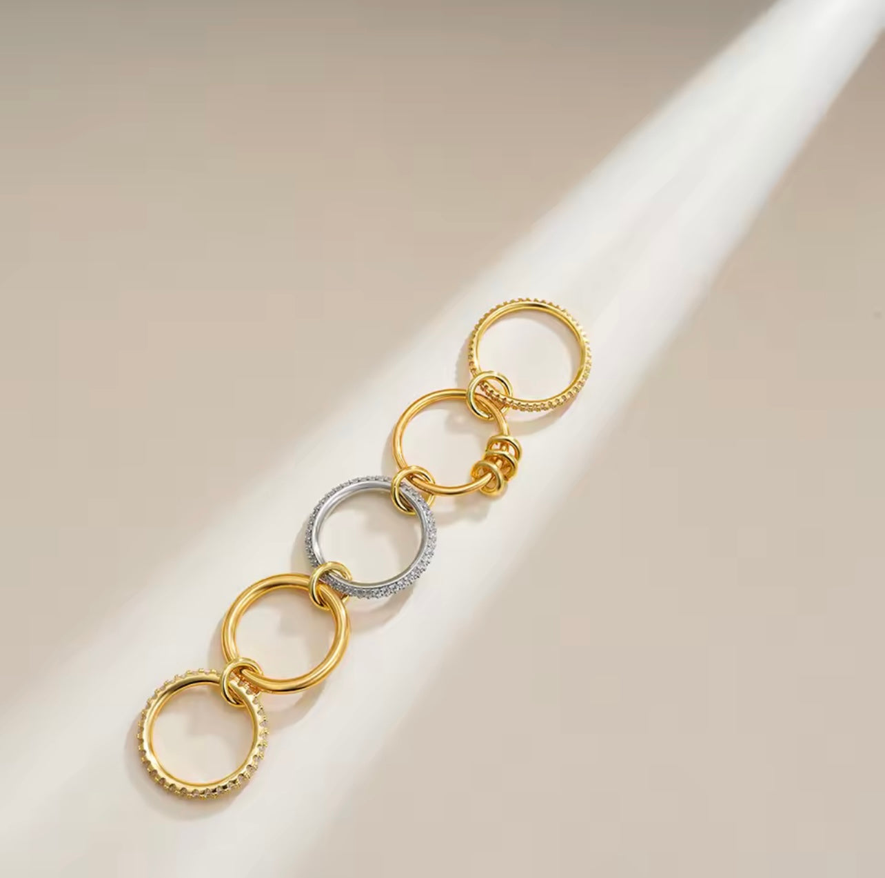 INFINITY link ring