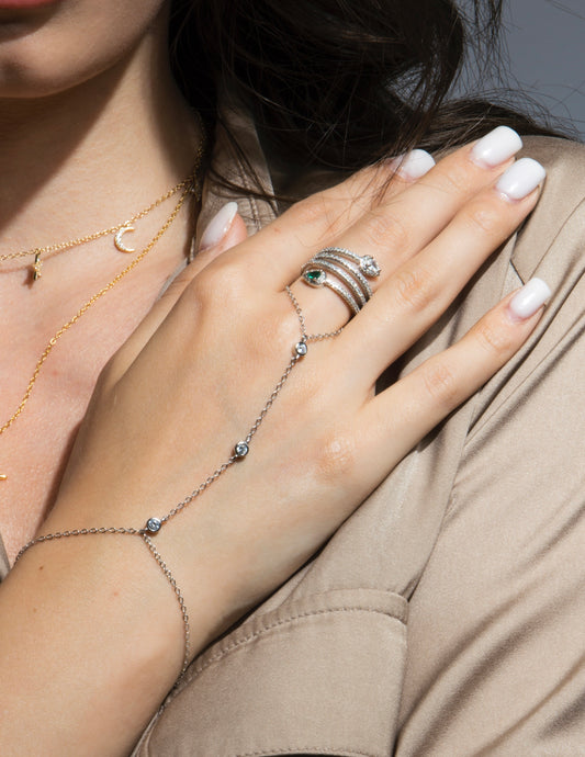 CLASSIC hand chain in silver
