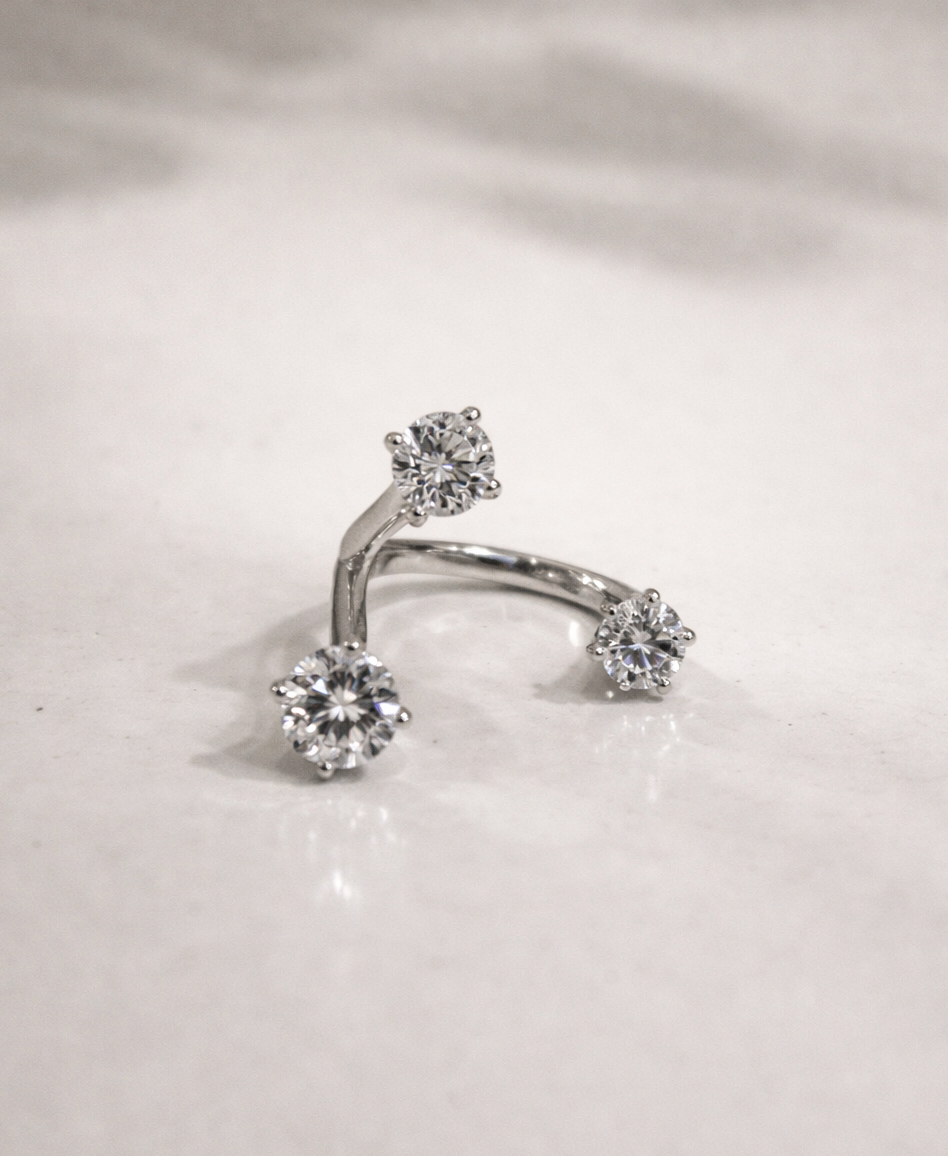 TRINITY stone ring in silver